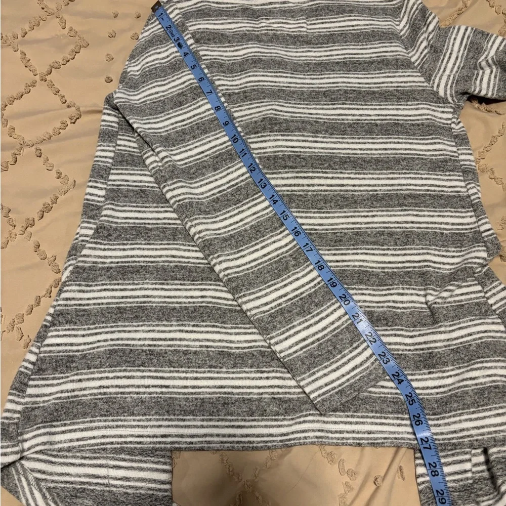 Cupio Gray Striped Hooded Cardigan